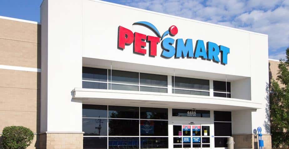 How Does Spaying a Dog at PetSmart Work?
